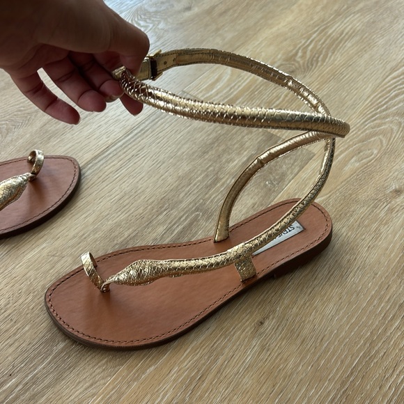 Steve Madden Metallic Gold Snake Wrap Sandals - Picture 5 of 5